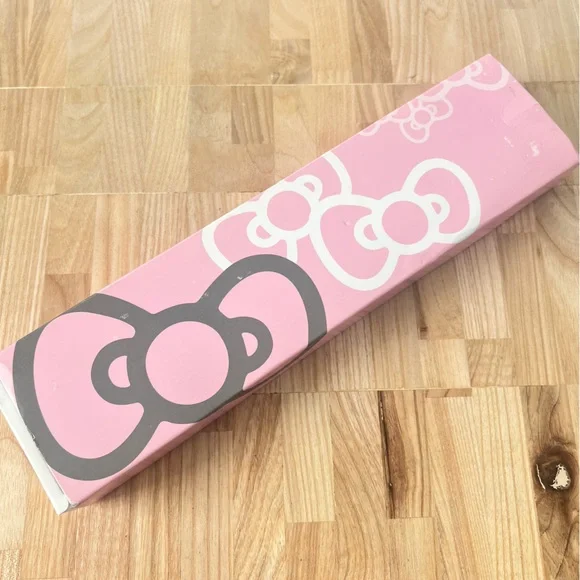 NWT Sanrio my melody little twin stars fashion watch NEW BATTERY - Picture 5 of 9